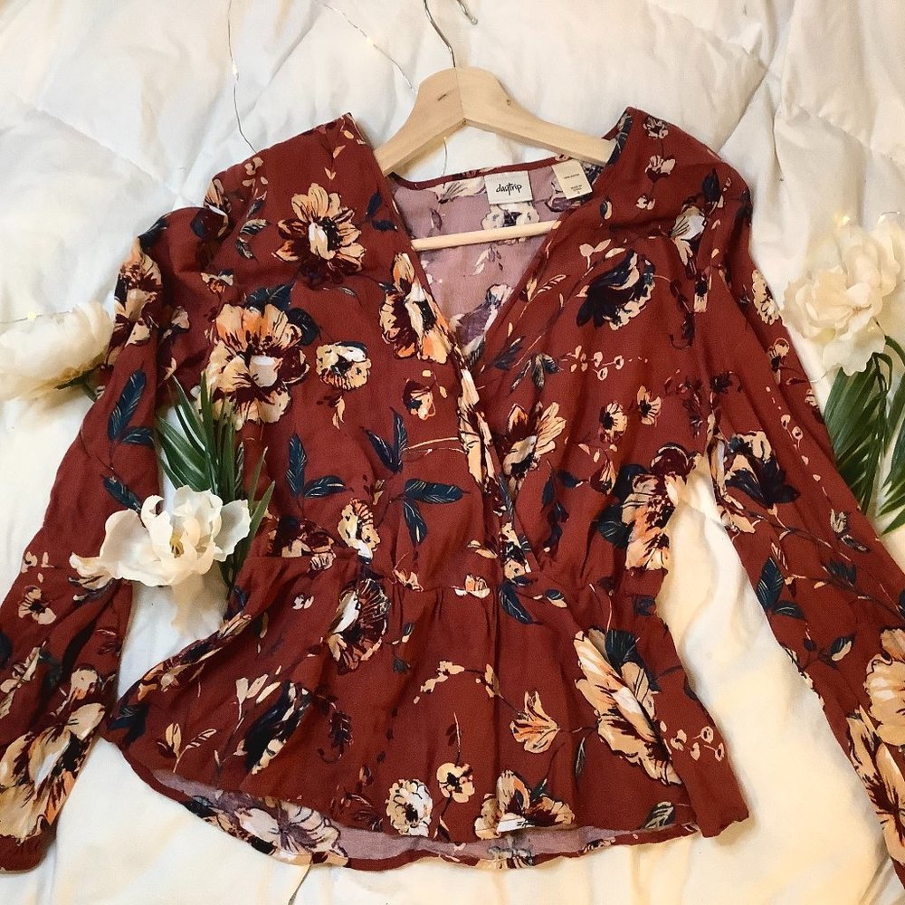 Women's Long Sleeve Peplum Blouse - SMALL